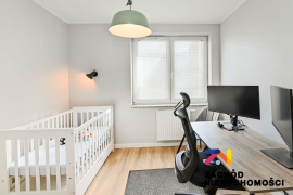 3 pokoje plus miejsce postojowe! Wynajem!